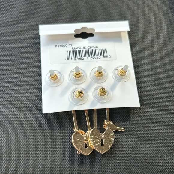 Juicy Couture 3 set Earrings - Picture 2 of 2